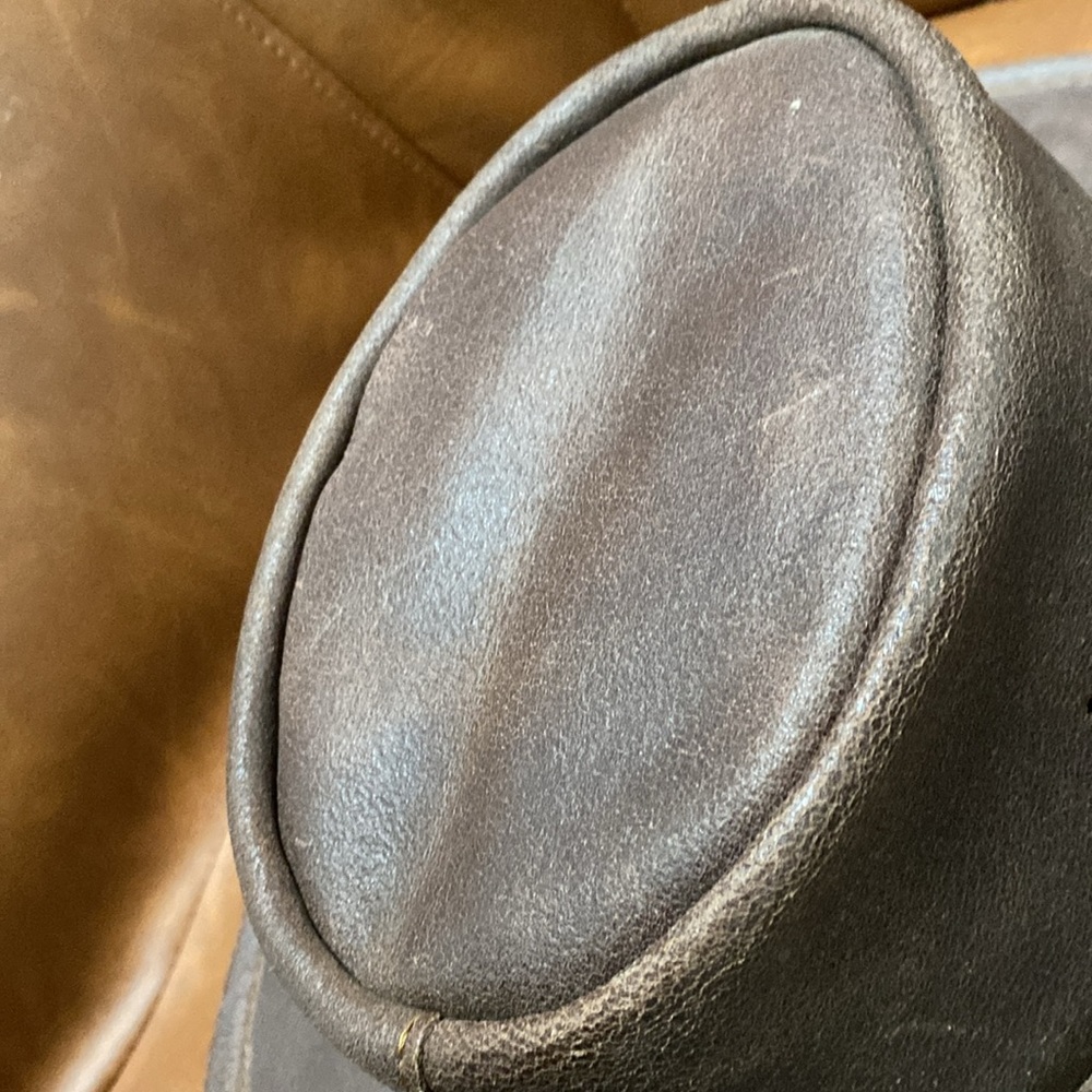 Minnetonka Unisex Tan Leather Fold Up Hat - Picture 15 of 17